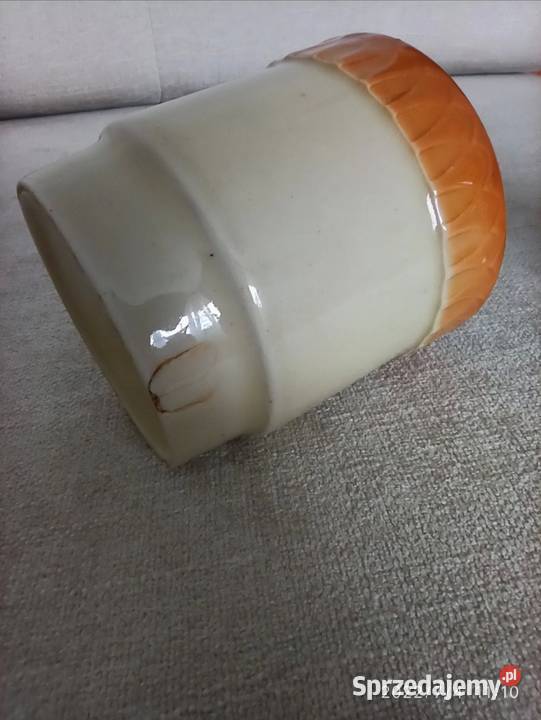 Kubki z porcelitu ZPS Tułochowice PRL 4 sztuki beżowy