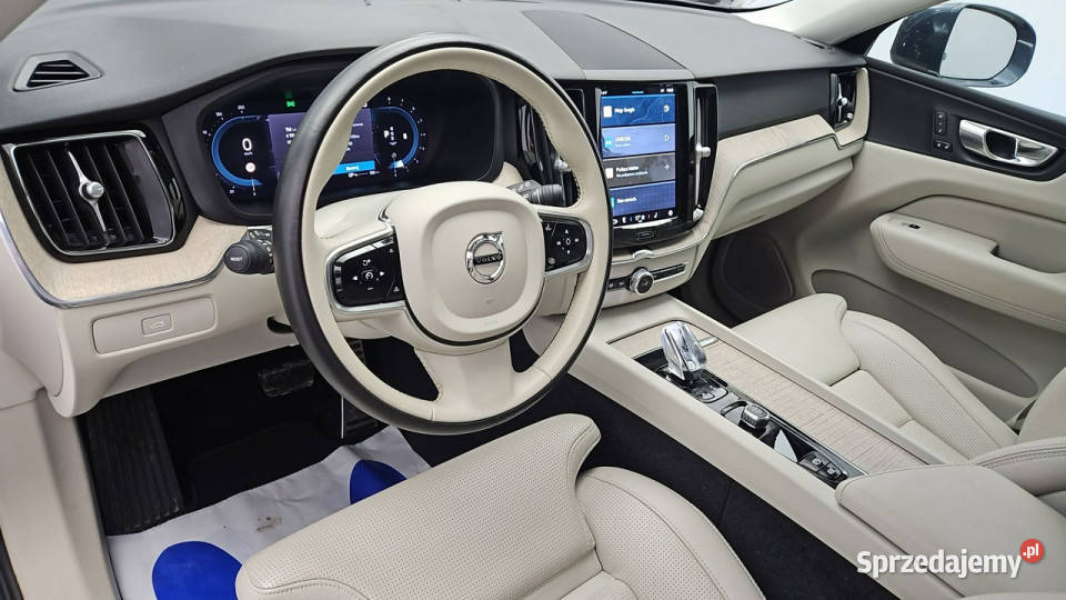 Volvo XC 60 B4 B Plus Bright Z Polskiego Salonu elektrycznie ustawiane fotele XC 60 mazowieckie Warszawa