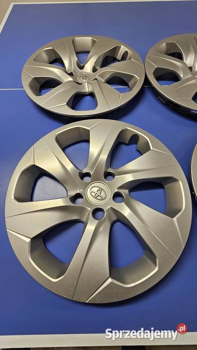 Felgi Kołpaki 17 TOYOTA Rav4 Zderzak Gril Mielec sprzedam