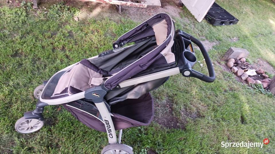 Wózek spacerowy Chicco Bravo Borów