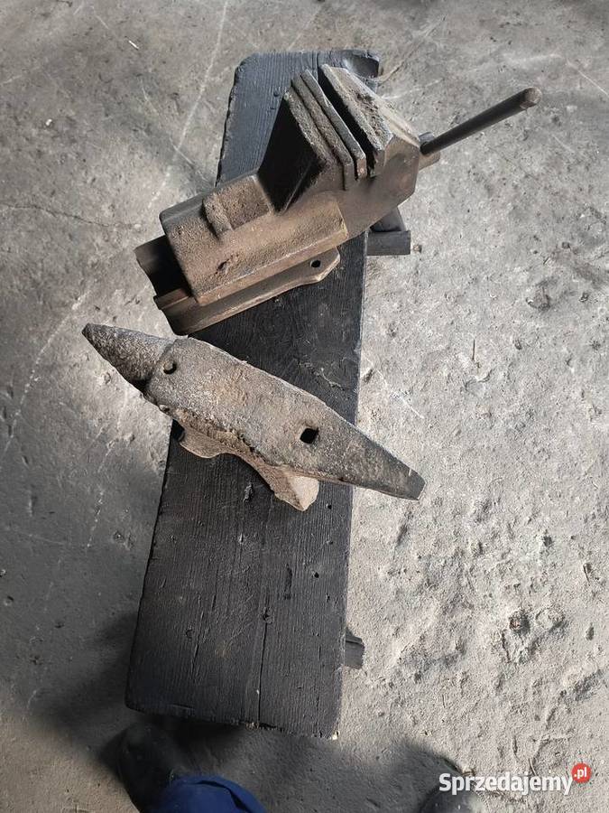 Zabytkowe imadło i kowadło Antyki Skarżysko-Kamienna