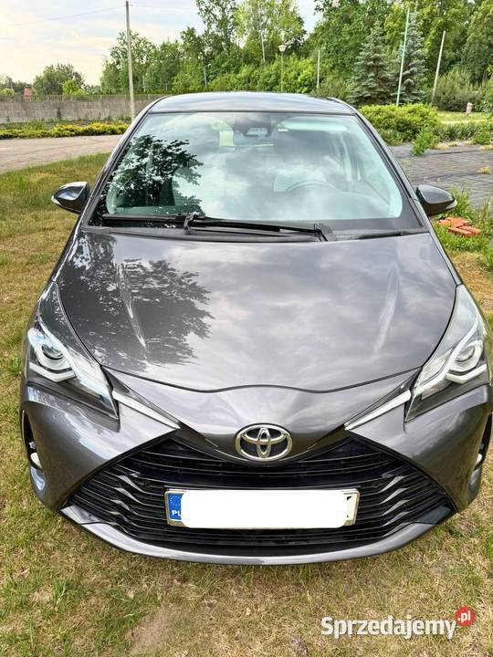 Toyota Yaris 15 benzyna 2018 29 000 webasto Kozery
