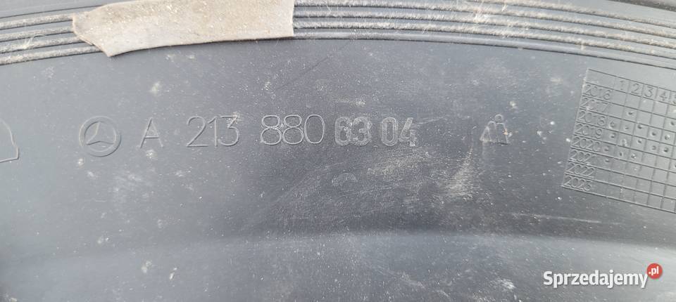 NAKŁADKA LISTWA BŁOTNIKA LEWY TYŁ MERCEDES E listwy boczne Karoseria Ruda Śląska