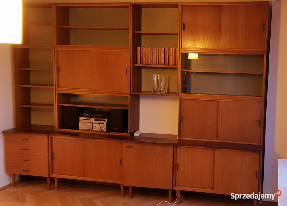 regał PRL meblościanka na nóżkach vintage Warszawa