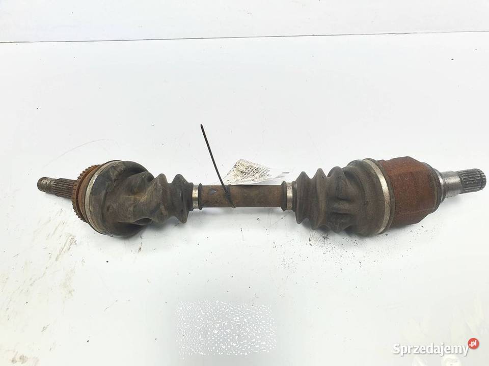 PÓŁOŚ LEWA PRZÓD TOYOTA AVENSIS T25 Lipno