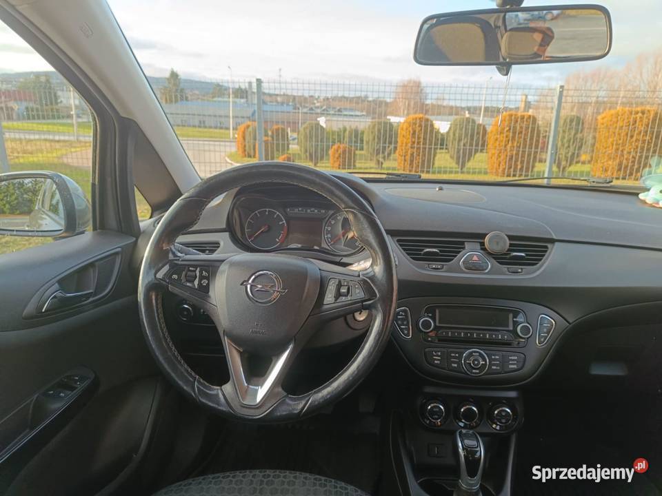 Opel Corsa E Hatchback 14 Twinport 90 2015 109000km Corsa Sanok