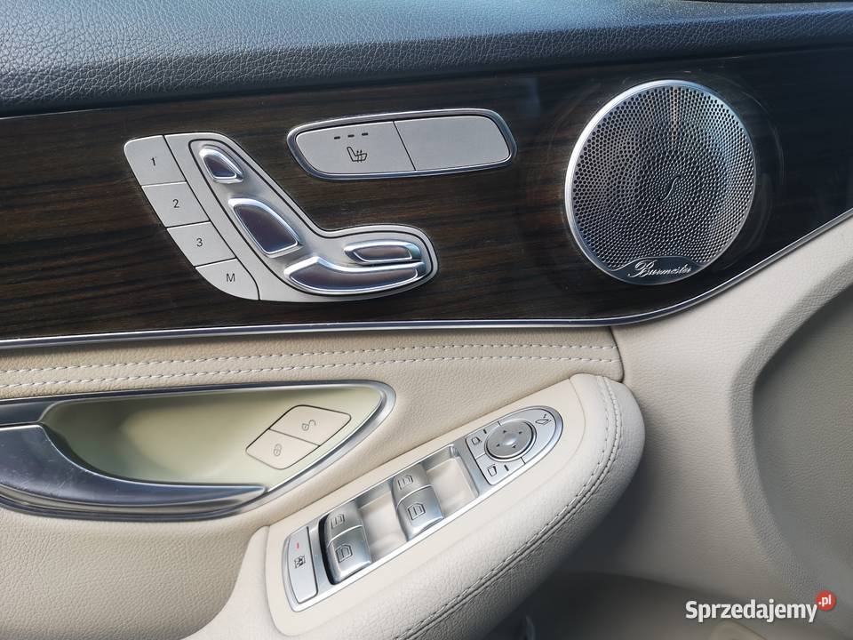 Mercedes w205 c300 bezwypadkowy nieuszkodzony Łódź