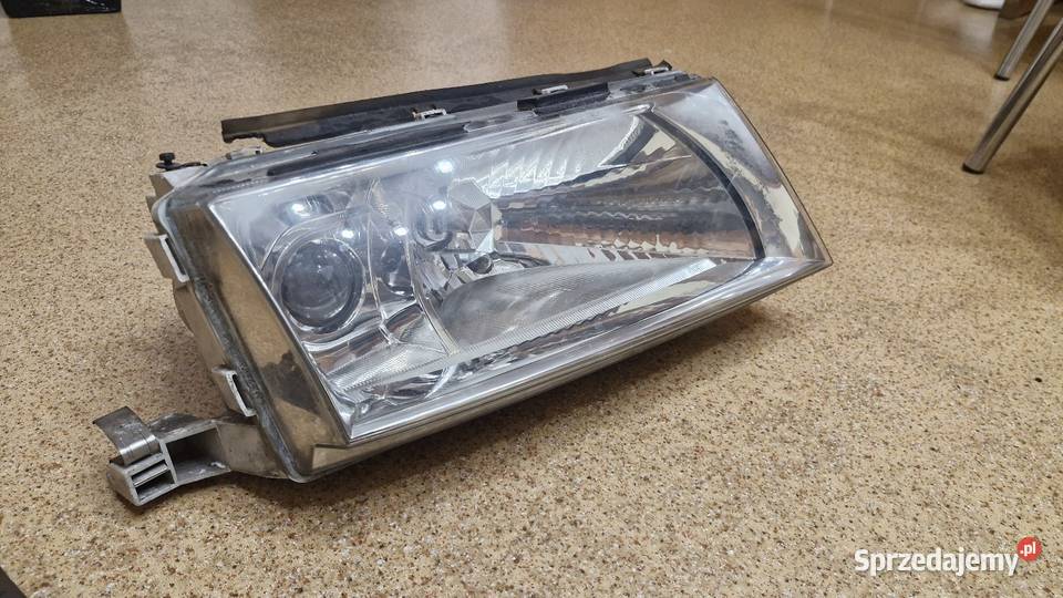 Lampa przód prawy skoda octavia I lift Rok produkcji 2004 Warszawa