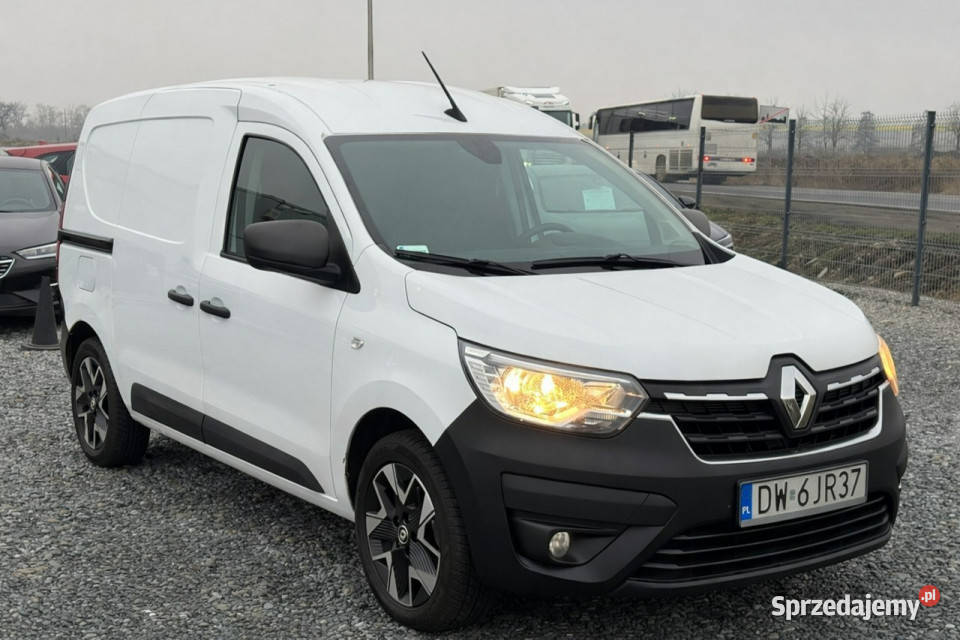 Renault Express 13 16V TCe 115 2021r czujnik parkowania