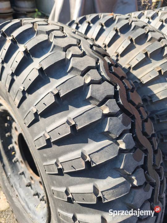 Super OPONY 120018 z Wojska Ostrowiec Świętokrzyski