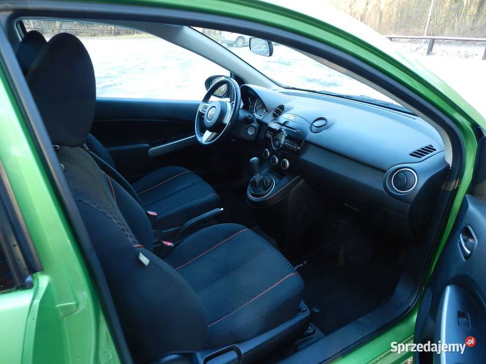 Mazda 2 II BEZ RDZY śliczna niezawodna tania 75KM wielkopolskie