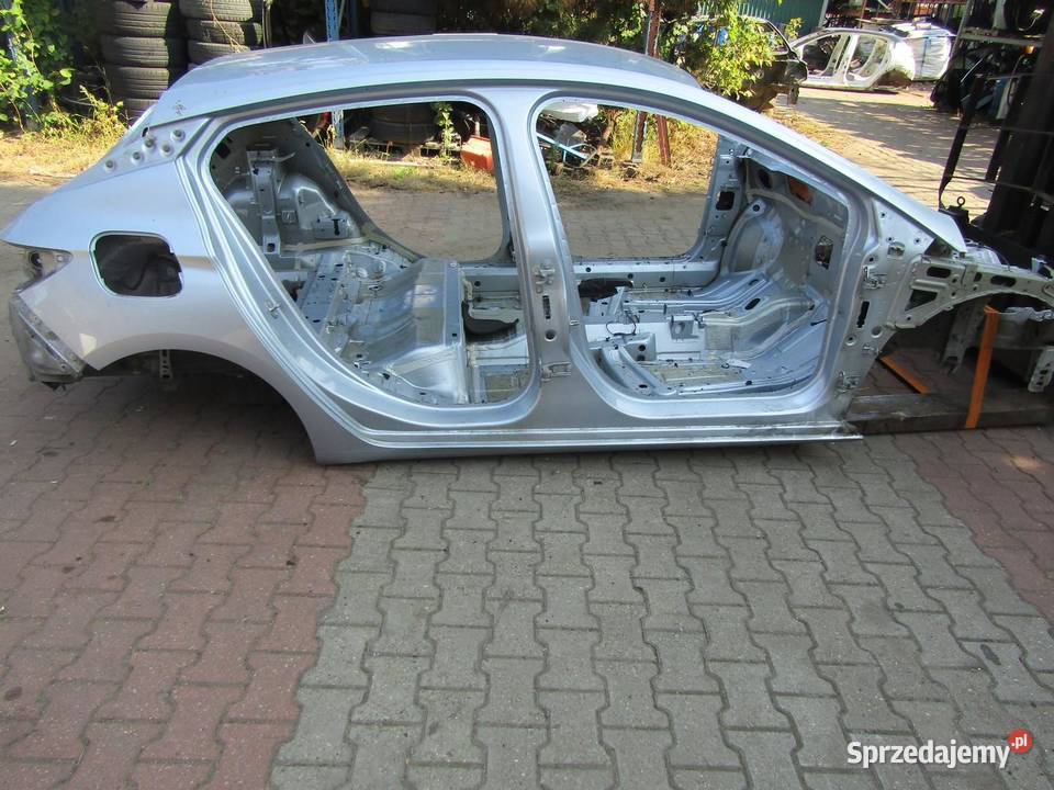 PRÓG SŁUPEK PRAWY BOK PRZEDNI Z189 ASTRA K HB