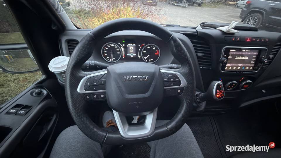 Iveco Daily 35s18 30180 16m3 HiMatic pneumatyka asystent pasa ruchu Starogard Gdański