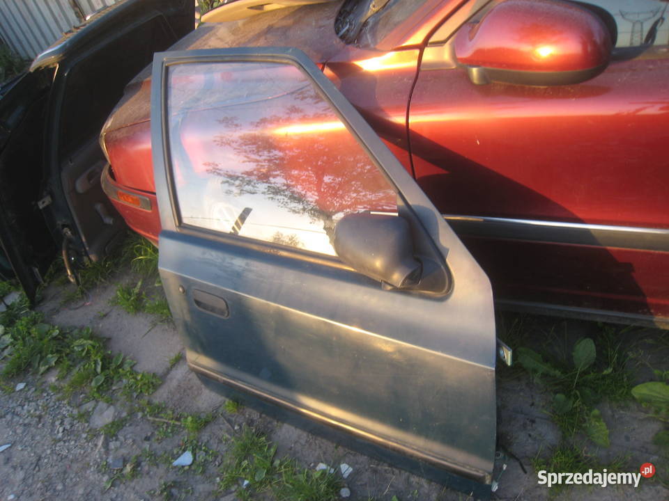 Drzwi prawe przód przednie Skoda Felicia Zielone