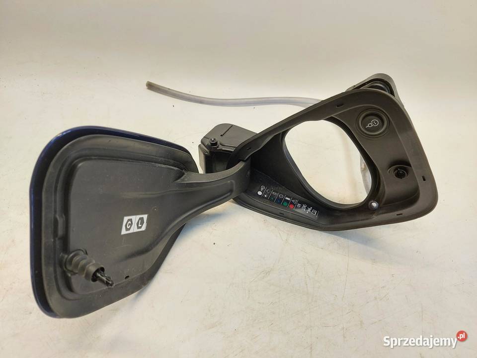 Porsche Taycan GTS 9J1 2023r Klapka gniazda