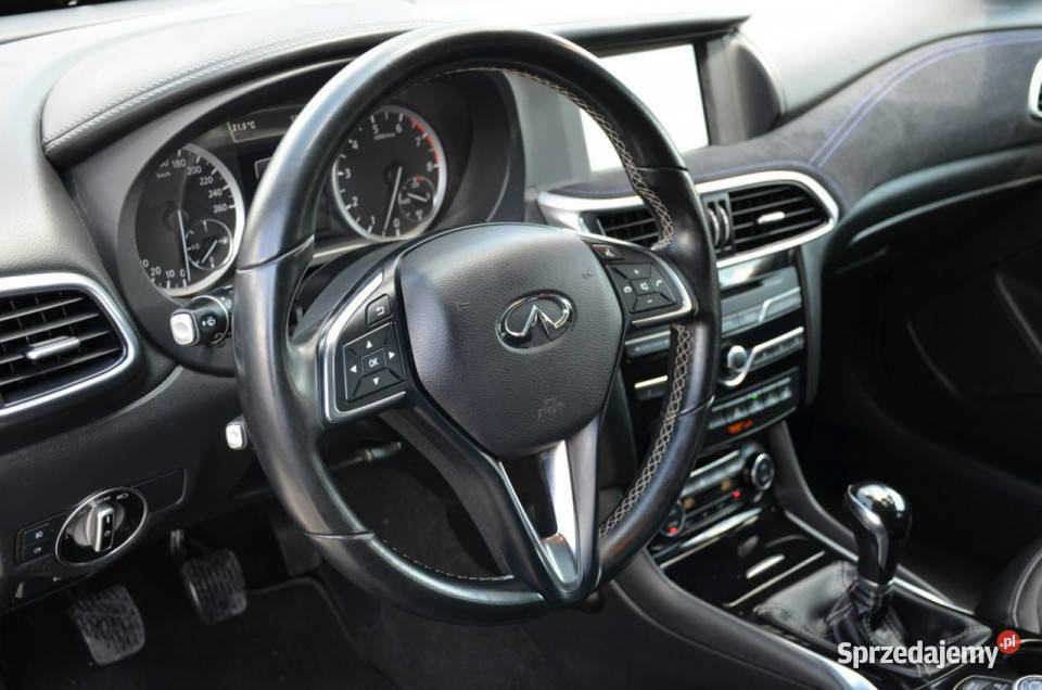 Infiniti Q30 Zarejestrowane 16i 122 Serwis Led system Start-Stop Kutno