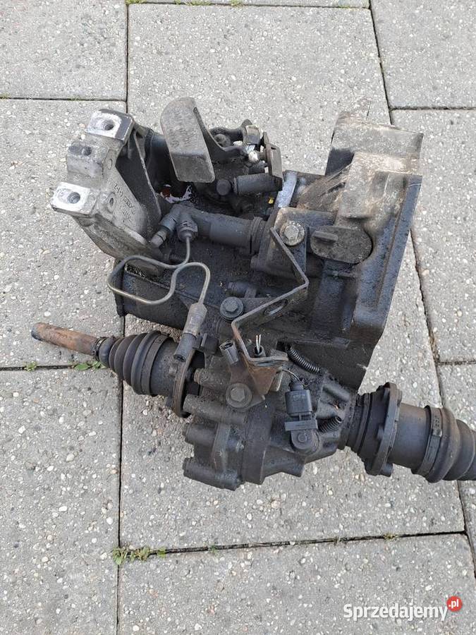 Volkswagen Golf 18 Turbo 150 skrzynia biegów kod osobowe Części samochodowe Jastrzębie-Zdrój sprzedam