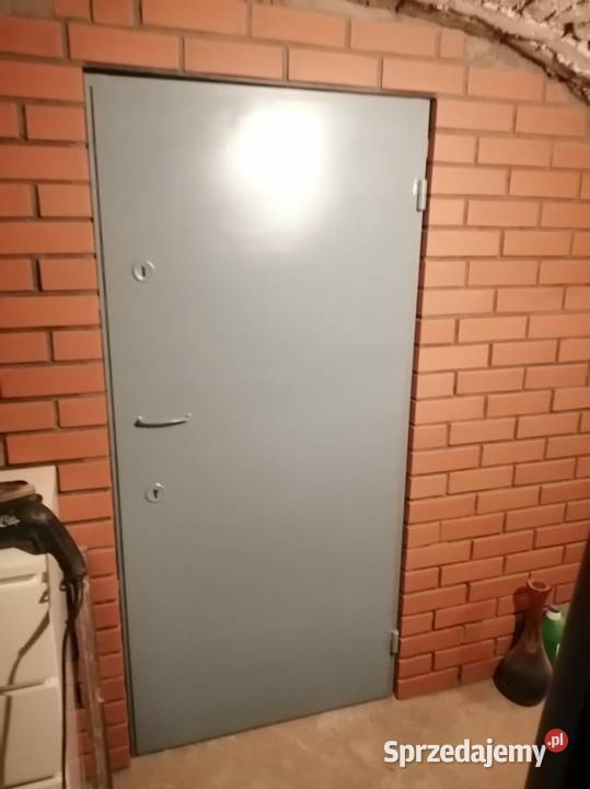 Drzwi stalowe do piwnicy Kraków