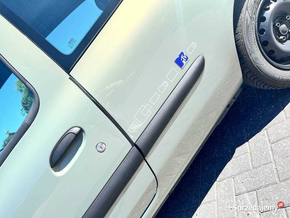 Doinwestowane ekonomicznie Renault Clio II 2000 Siemianowice Śląskie