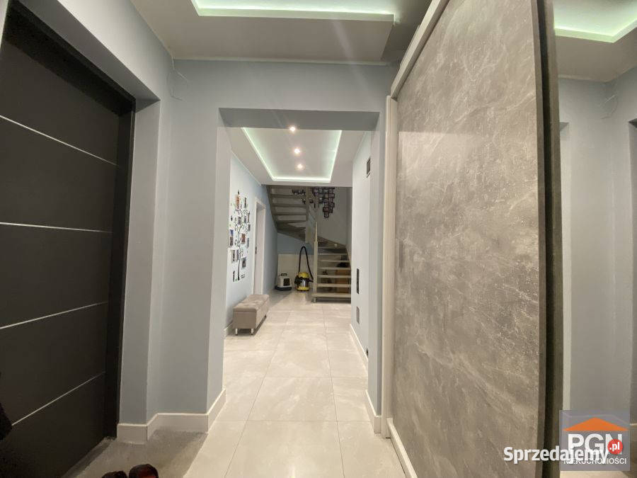 sprzedaży domu wolnostojącego 215m2 Pogorzelica zachodniopomorskie