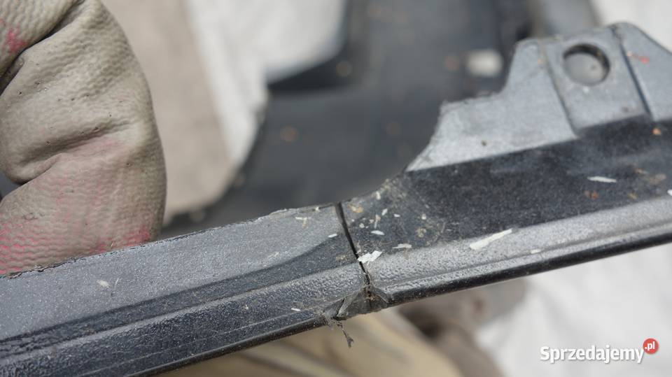 ZDERZAK TYLNY TYŁ SKODA SUPERB III SEDAN 15 śląskie Ruda Śląska sprzedam