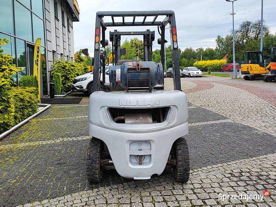 Wózek widłowy Nissan 02A20W 2 tony duplex 33 m sprzedam
