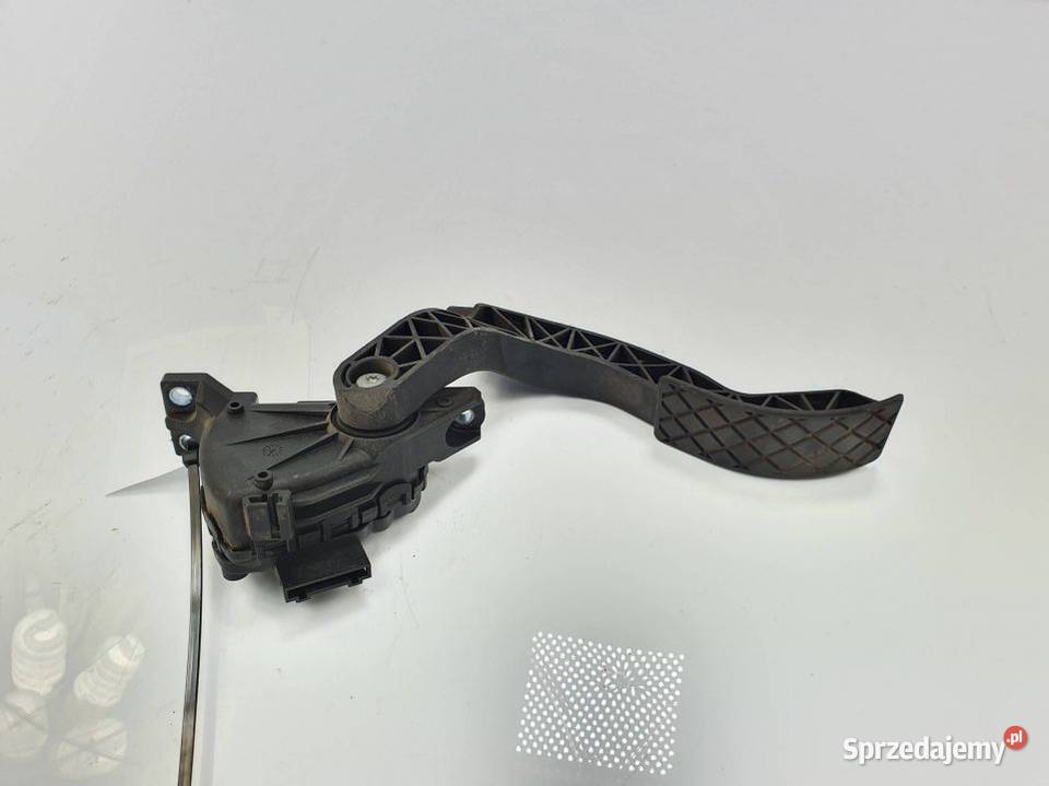 PEDAŁ SKODA SUPERB I 8D1721523E Lipno sprzedam