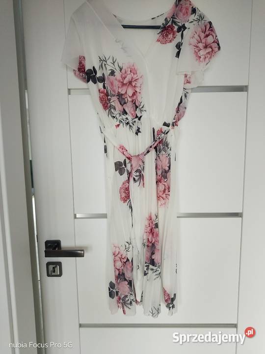 Sukienki eleganckie Hadle Kańczuckie