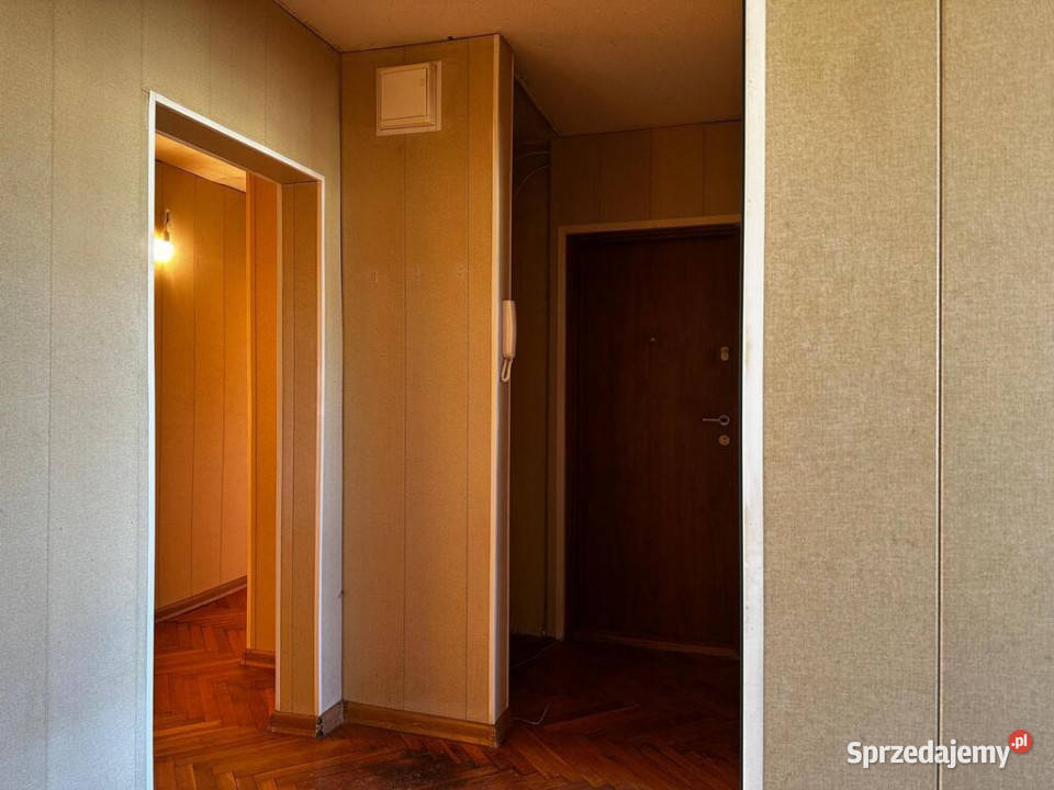 Na sprzedaż mieszkanie o pow 63m2 do remontu Piotrków Trybunalski