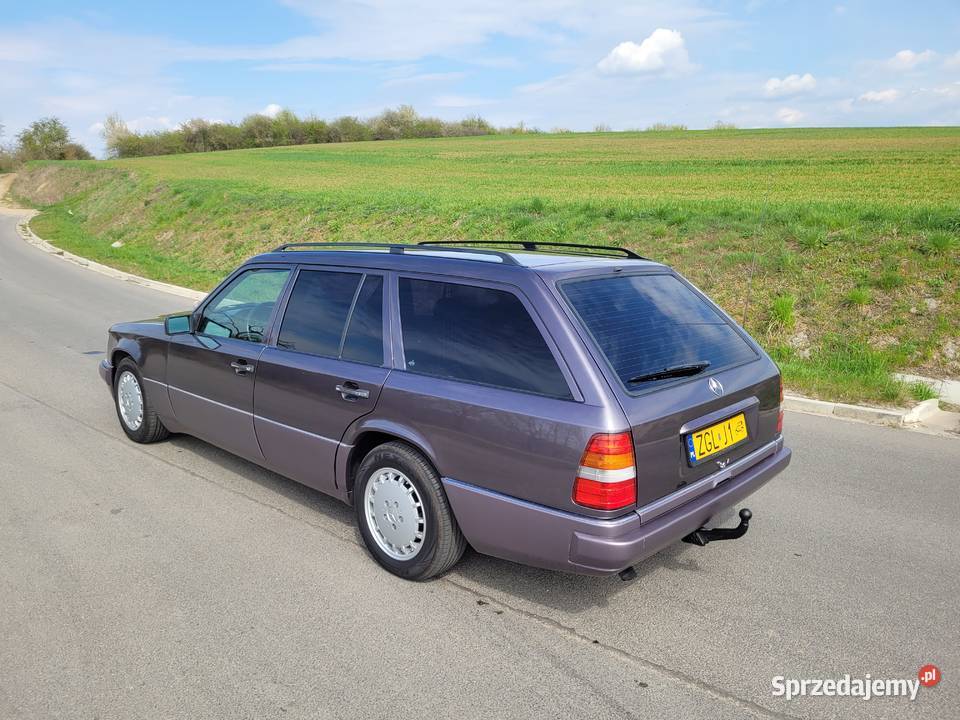 MercedesBenz S124 E220T żółte blachy
