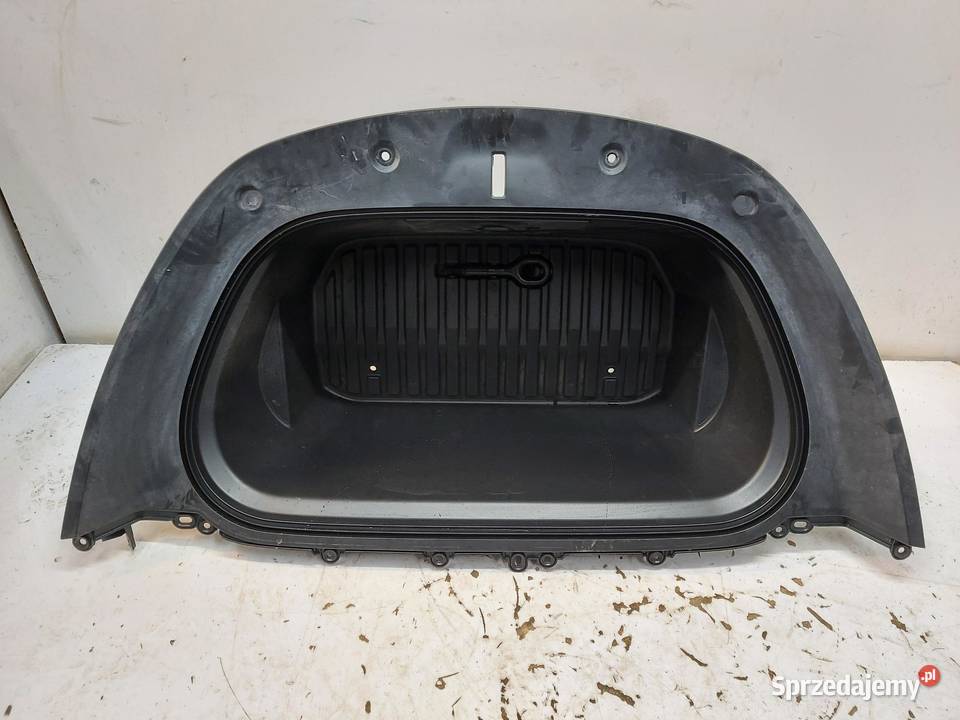 TESLA MODEL Y 2023r Wnęka wanna bagażnika przód osobowe sprzedam