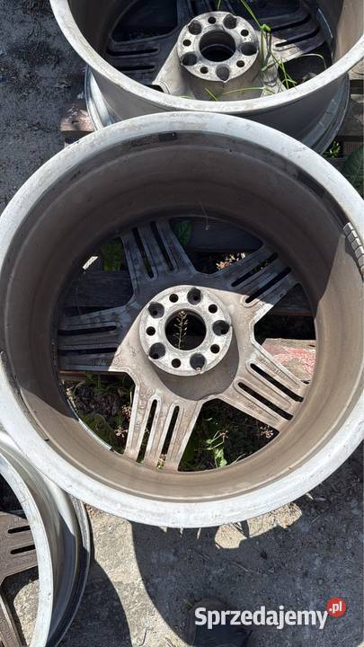 Felgi AMG MERCEDES 19 E S aluminiowe Solnica sprzedam
