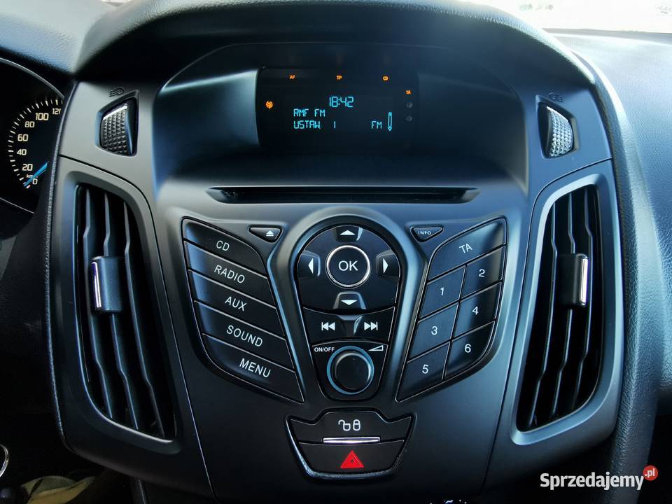 FORD FOCUS 2013r BEZWYPADKOWY GARAŻOWANY 10 manualna Poznań