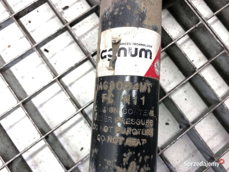 AMORTYZATOR PRAWY TYŁ BMW E92 SportowyCoupe 0513 sprzedam