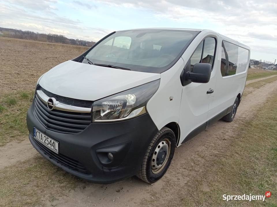 Opel Vivaro Trafic stan bardzo dobry kamper przeczytaj opis.