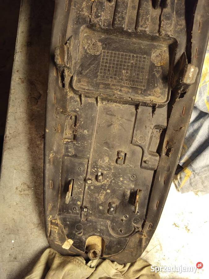 Siedzenie Yamaha dt 50 uszkodzony Goczałkowice-Zdrój sprzedam