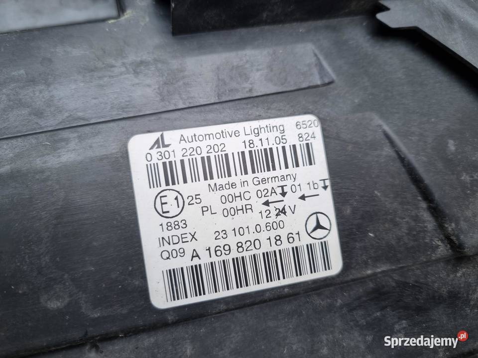 LAMPA PRAWA PRZEDNIA PRZÓD MERCEDES W169 W245