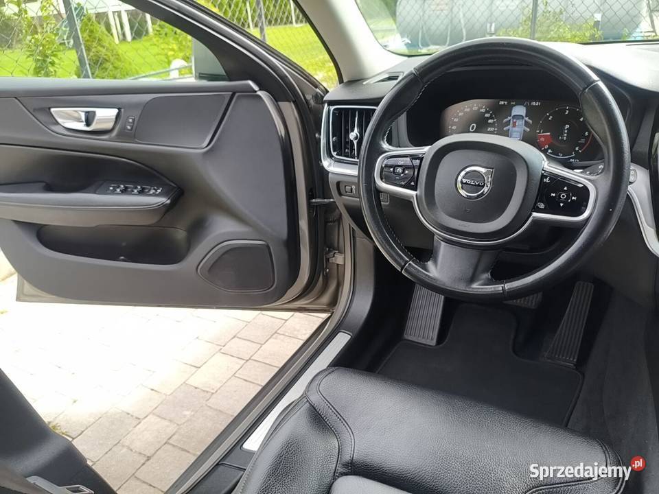 V 60 CROSS COUNTRY AVD 4X4 SERWIS