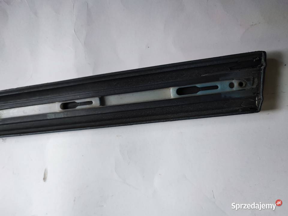 Listwa drzwi Opel Astra Coupe Bertone osobowe kujawsko-pomorskie Lipno sprzedam