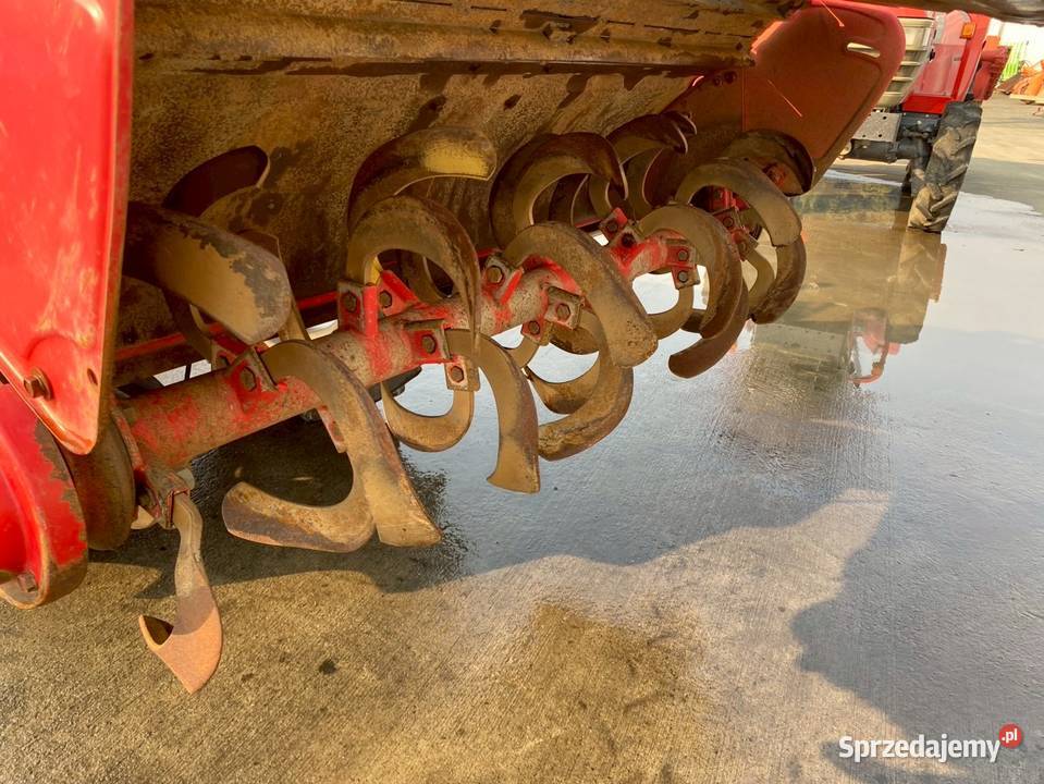 Traktor Mitsubishi MT16 Skała