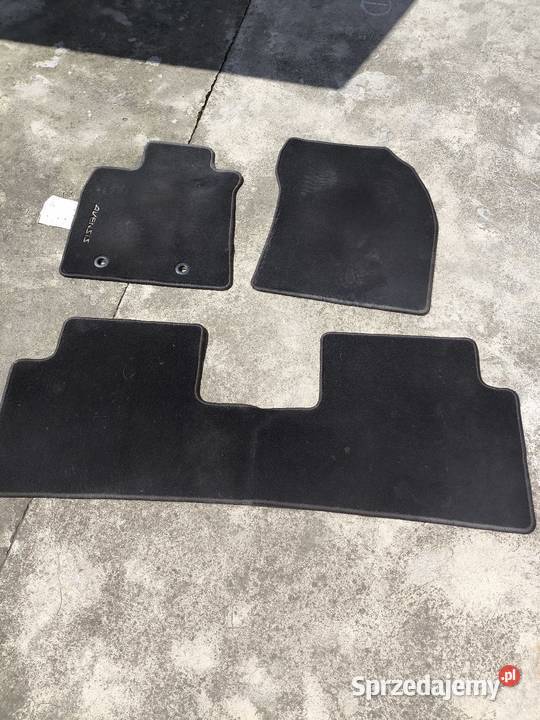 Dywaniki Avensis t27 kombi lift Akcesoria samochodowe Brzeziny sprzedam