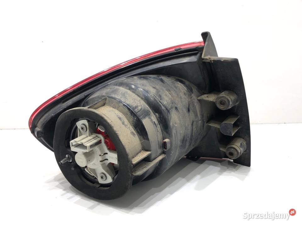 LAMPA PRAWY TYŁ SEAT ALTEA Minivan ŚWIATŁO TYLNA