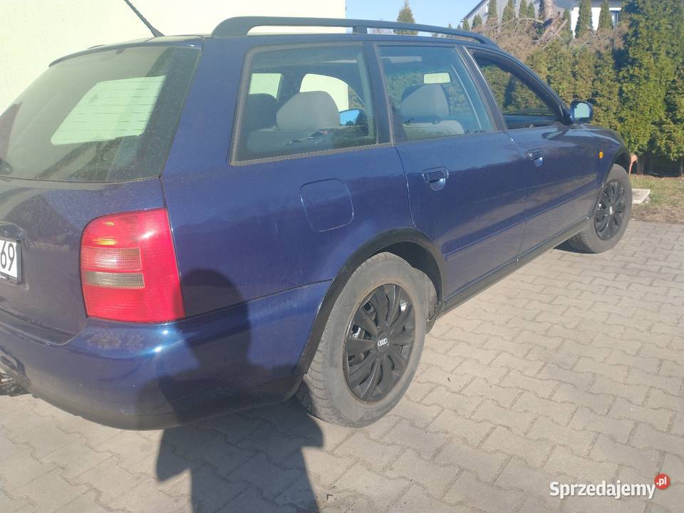 Audi a4 b5 18 b gaz 1998 stan 1800cm3 Myszków