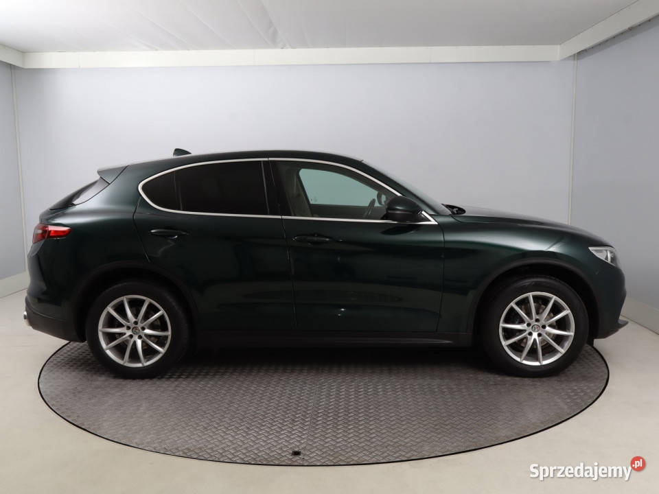 Alfa Romeo Stelvio 20 Turbo Q4 czujnik martwego pola Bielany Wrocławskie