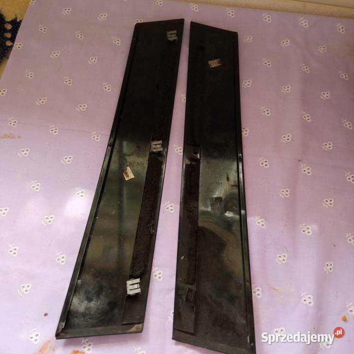 Listwy drzwi ford mondeo MK3 wersja Ghia kombi osobowe