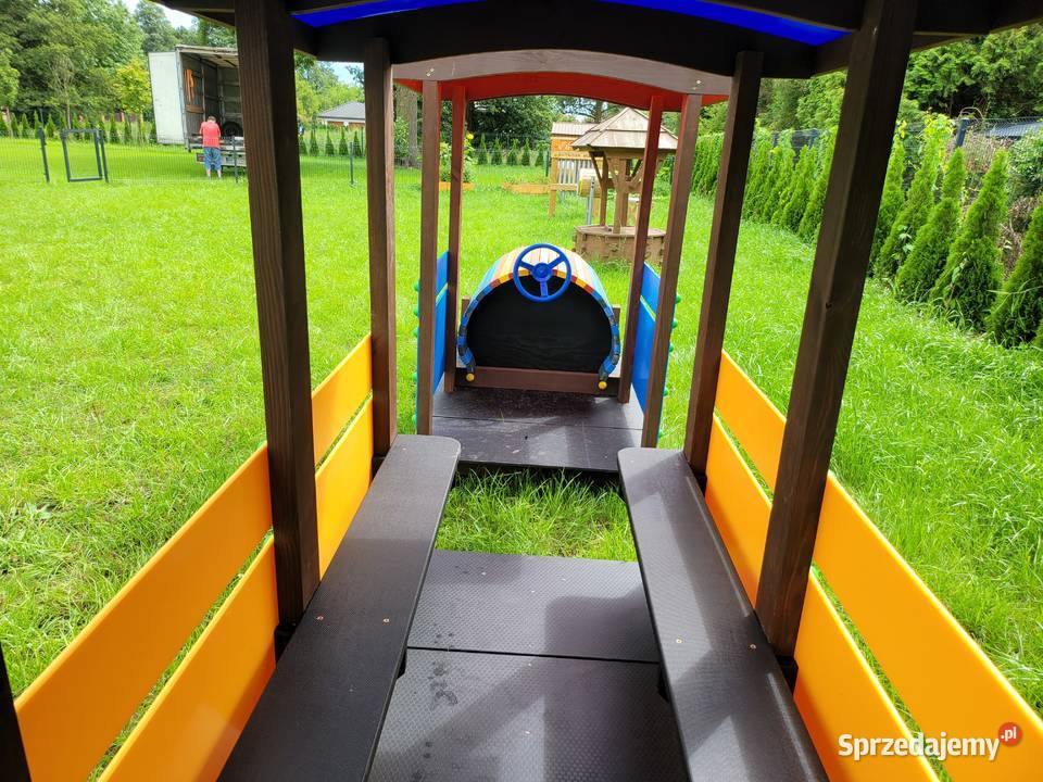 LOKOMOTYWA NA PLAC ZABAW SMERF Marki