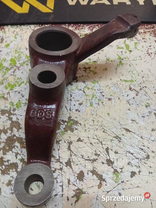 Ramię sterujące MF osi przedniej