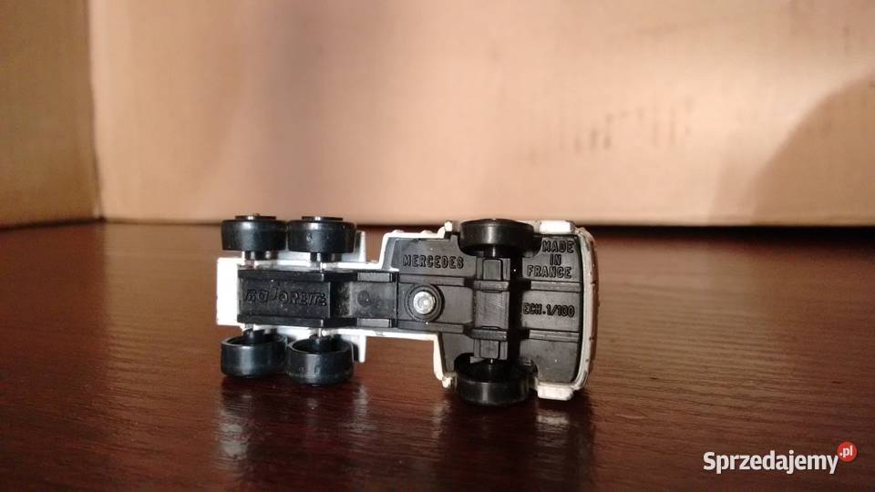 majorette mercedes ciągnik siodłowy 2537 Stalowa Wola