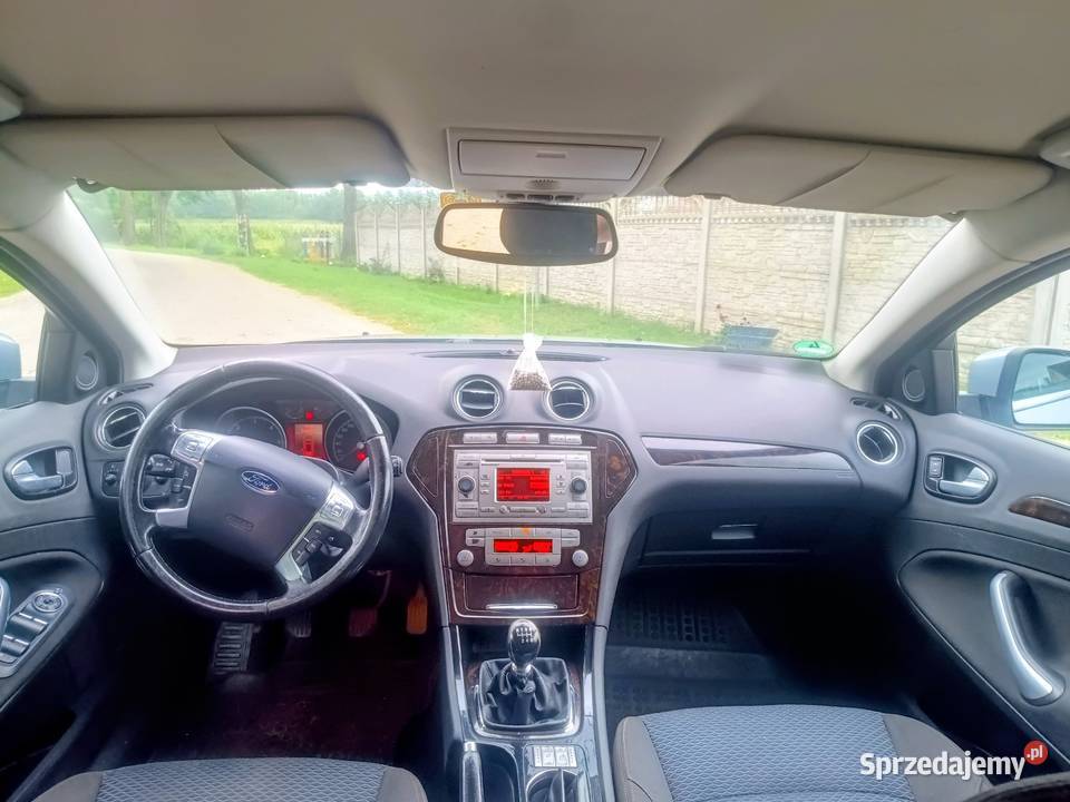Ford Mondeo MK4 20 TDCi 140 GHIA niebieski Sulechów