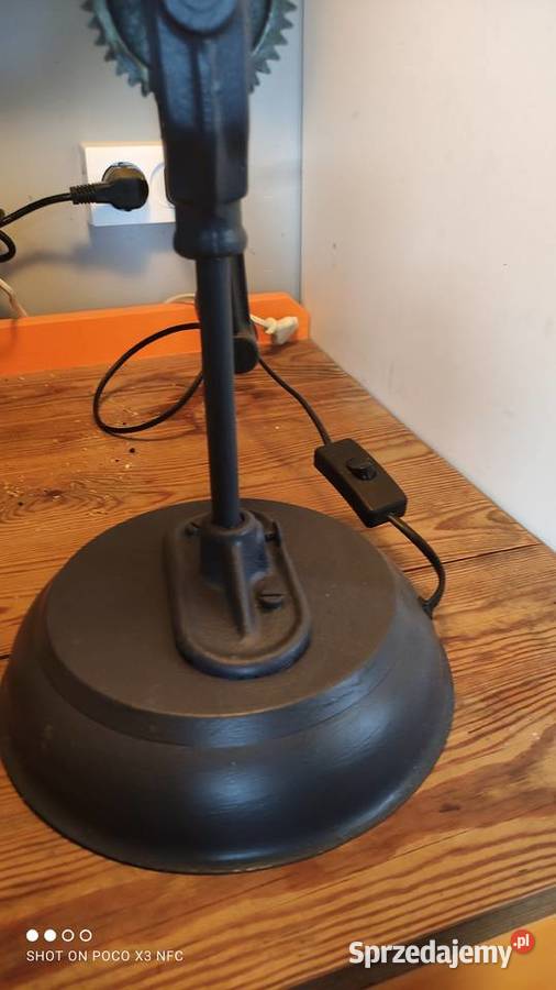 Lampa z ręcznej wiertarkipiękny prezent mazowieckie Warszawa